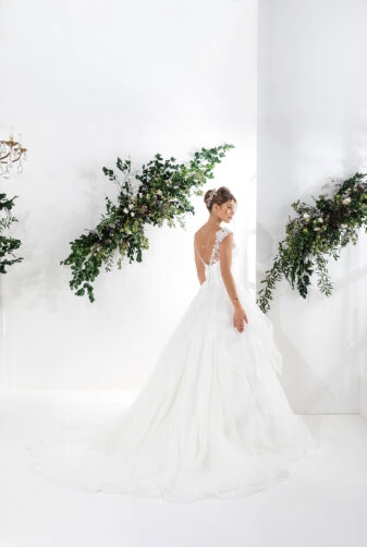 EGLANTINE CREATIONS 2021 Brautkleid EGC21 VOLTIGE 1530 Brautmode in Berlin Avorio Vestito BrideStore and more