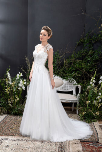 EGLANTINE CREATIONS 2021 Brautkleid EGC21 VOYAGE 1554 Brautmode in Berlin Avorio Vestito BrideStore and more