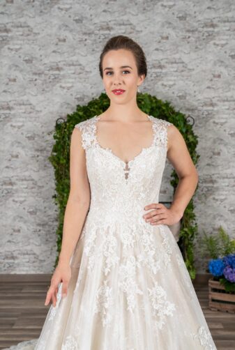 Fuchs Moden 2021 Brautkleid D 03359 (3) Brautmode in Berlin Avorio Vestito BrideStore and more
