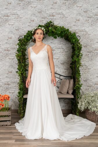 Fuchs Moden 2021 Brautkleid D 03408 (1) Brautmode in Berlin Avorio Vestito BrideStore and more