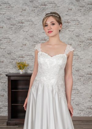 Fuchs Moden 2021 Brautkleid D 03410 (3) Brautmode in Berlin Avorio Vestito BrideStore and more