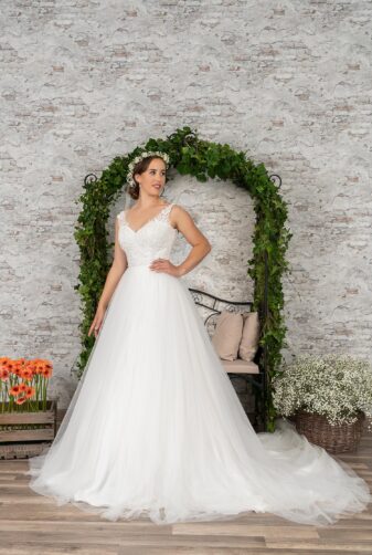 Fuchs Moden 2021 Brautkleid D 03414 (1) Brautmode in Berlin Avorio Vestito BrideStore and more