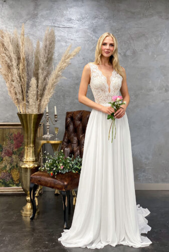 Miss Germany 2021 Brautkleid MGB35 Avorio Vestito BrideStore and more Brautmode in Berlin