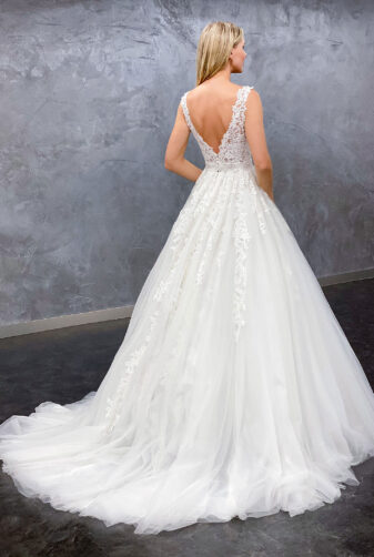 Miss Germany 2021 Brautkleid MGB58 3 Avorio Vestito BrideStore and more Brautmode in Berlin