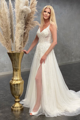 Miss Germany 2021 Brautkleid MGB61 7 Avorio Vestito BrideStore and more Brautmode in Berlin