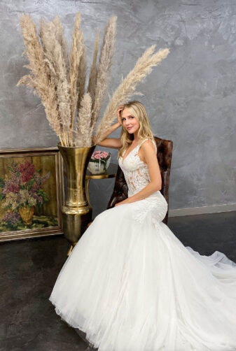 Miss Germany 2021 Brautkleid MGB62 4 Avorio Vestito BrideStore and more Brautmode in Berlin
