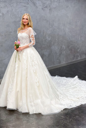 Miss Germany 2021 Brautkleid MGB67 1 Avorio Vestito BrideStore and more Brautmode in Berlin