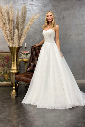 Miss Germany 2021 Brautkleid MGB69 Avorio Vestito BrideStore and more Brautmode in Berlin