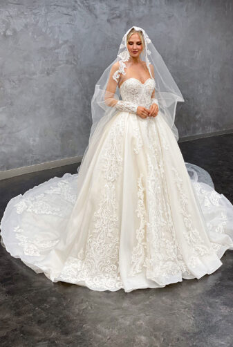 Miss Germany 2021 Brautkleid MGB71 1 Avorio Vestito BrideStore and more Brautmode in Berlin